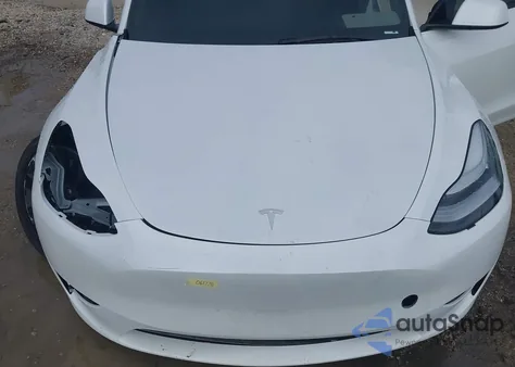 2023 Tesla Model Y from USA, damaged, VIN 7SAYGDEE4PA061776